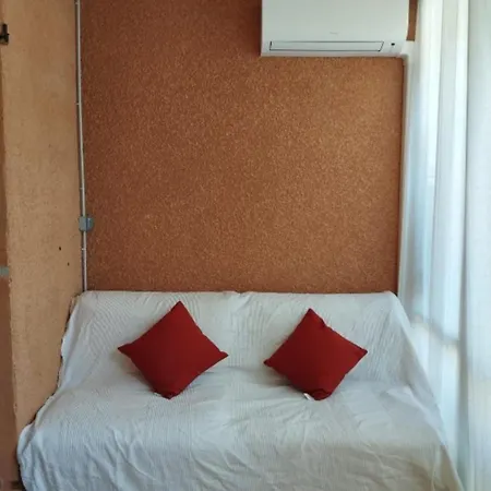 Apartment Rez-de-jardin Climatise